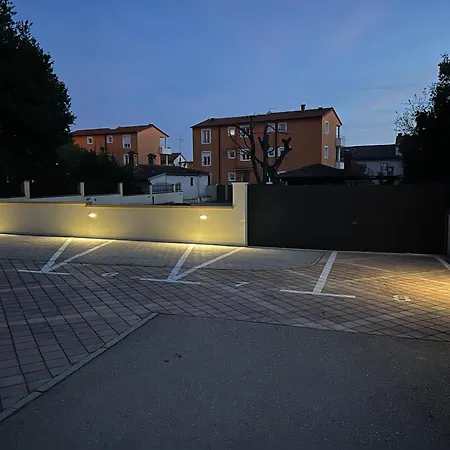 Igor 3 **** Apartman *